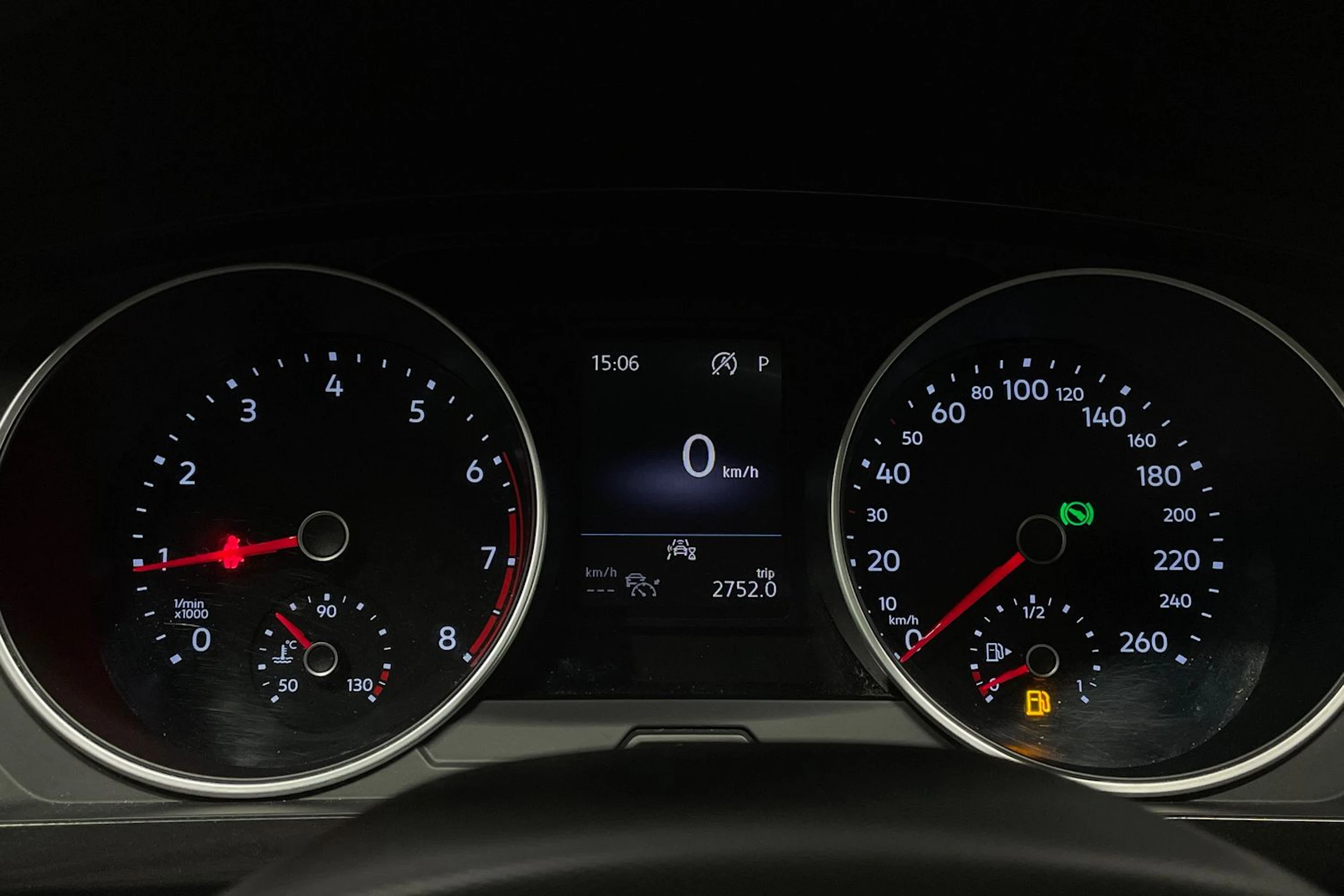 valkoinen Volkswagen Tiguan 2021 kuva 14.