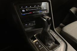 valkoinen Volkswagen Tiguan 2021 kuva 19.