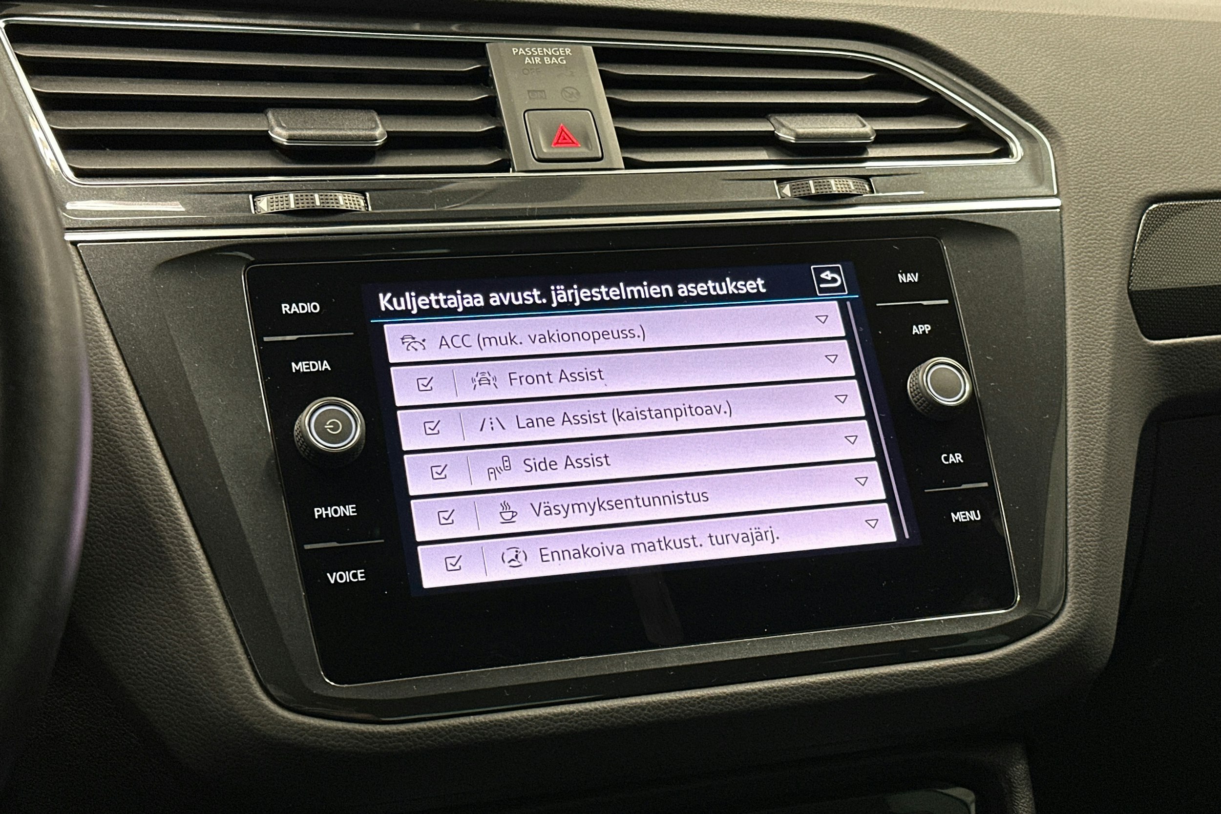 hopea Volkswagen Tiguan 2021 kuva 23.