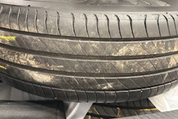 Valkoinen Volkswagen Tiguan 2021 kuva 30.