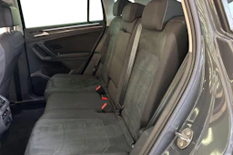 Harmaa Volkswagen Tiguan 2021 kuva 11.