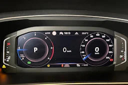 Harmaa Volkswagen Tiguan 2021 kuva 21.