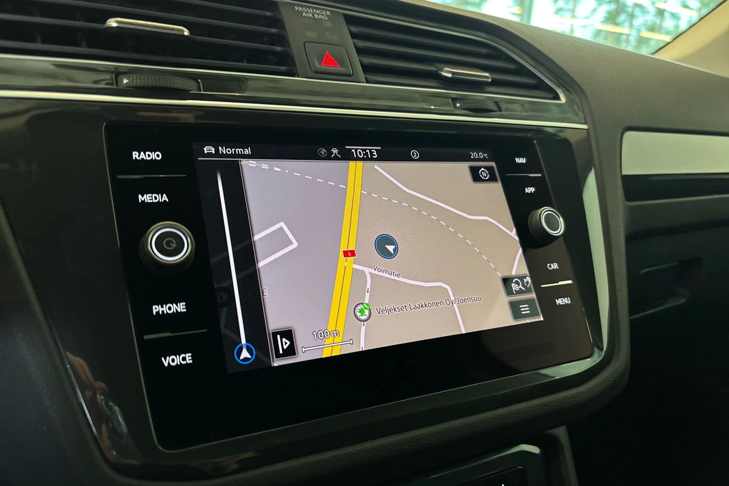 Harmaa Volkswagen Tiguan 2021 kuva 22.