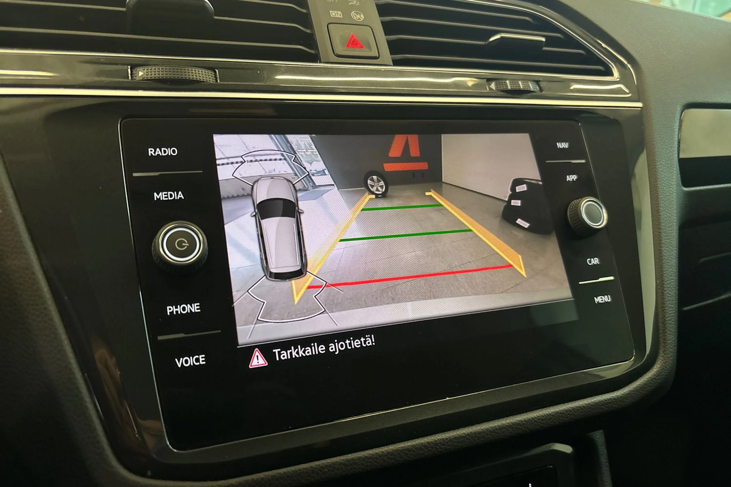 hopea Volkswagen Tiguan 2021 kuva 19.