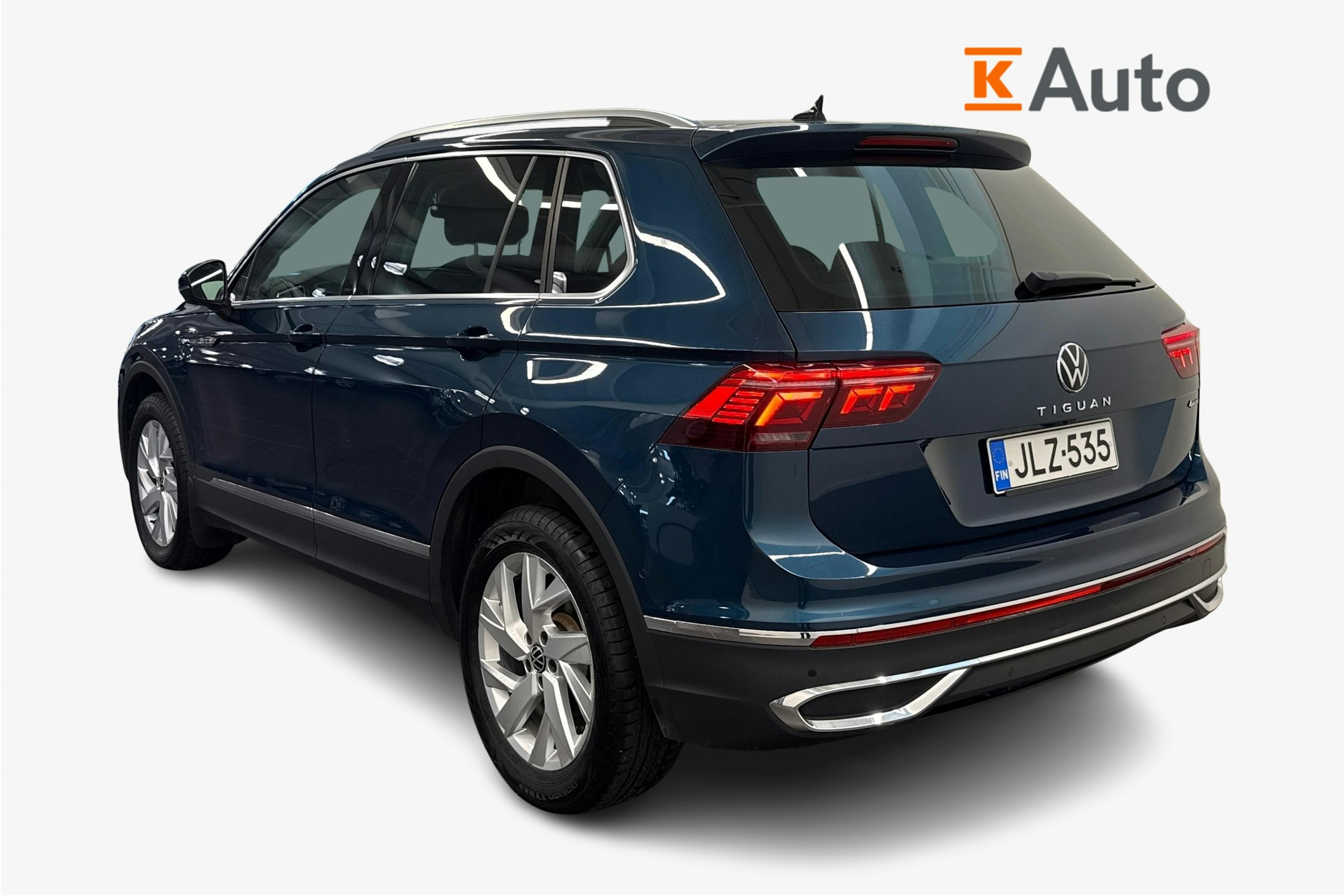 sininen Volkswagen Tiguan 2021 kuva 2.