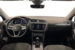 sininen Volkswagen Tiguan 2021 kuva 9.