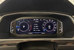 sininen Volkswagen Tiguan 2021 kuva 19.