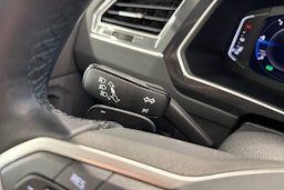 sininen Volkswagen Tiguan 2021 kuva 20.