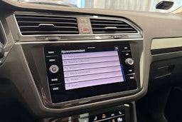 sininen Volkswagen Tiguan 2021 kuva 38.