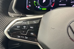 harmaa Volkswagen Tiguan 2021 kuva 16.