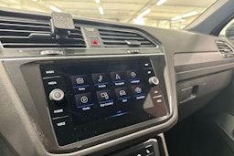 harmaa Volkswagen Tiguan 2021 kuva 19.