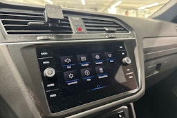 harmaa Volkswagen Tiguan 2021 kuva 20.