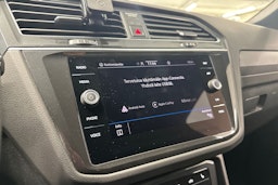 harmaa Volkswagen Tiguan 2021 kuva 26.