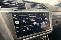 harmaa Volkswagen Tiguan 2021 kuva 27.