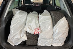 musta Volkswagen Tiguan 2021 kuva 28.