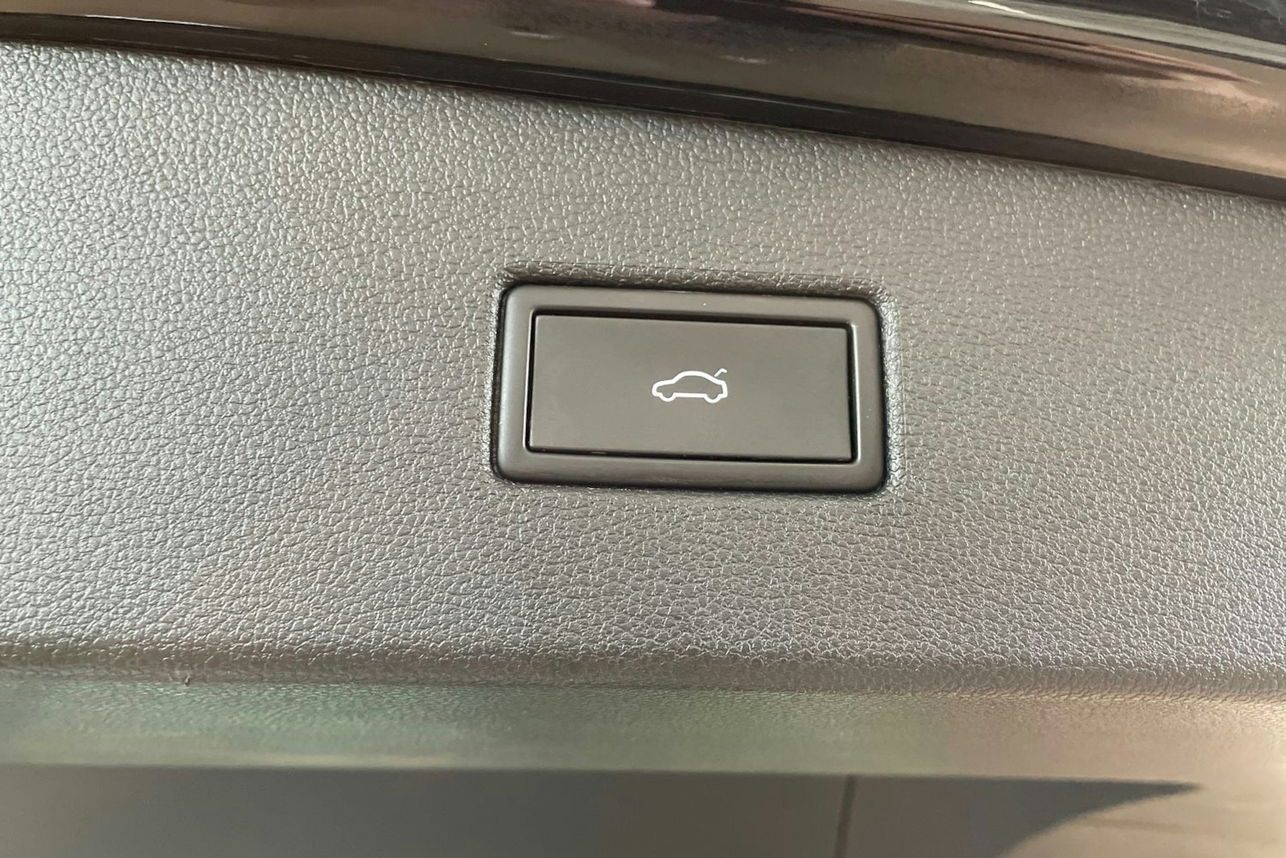 musta Volkswagen Tiguan 2021 kuva 33.