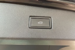 musta Volkswagen Tiguan 2021 kuva 33.