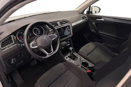 Valkoinen Volkswagen Tiguan 2021 kuva 7.