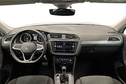 Valkoinen Volkswagen Tiguan 2021 kuva 9.