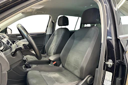 musta Volkswagen Tiguan 2021 kuva 6.