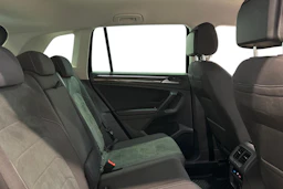 musta Volkswagen Tiguan 2021 kuva 9.