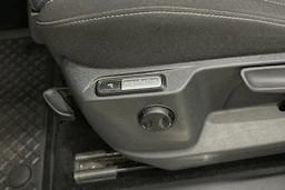 musta Volkswagen Tiguan 2021 kuva 22.