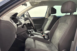 sininen Volkswagen Tiguan 2021 kuva 11.