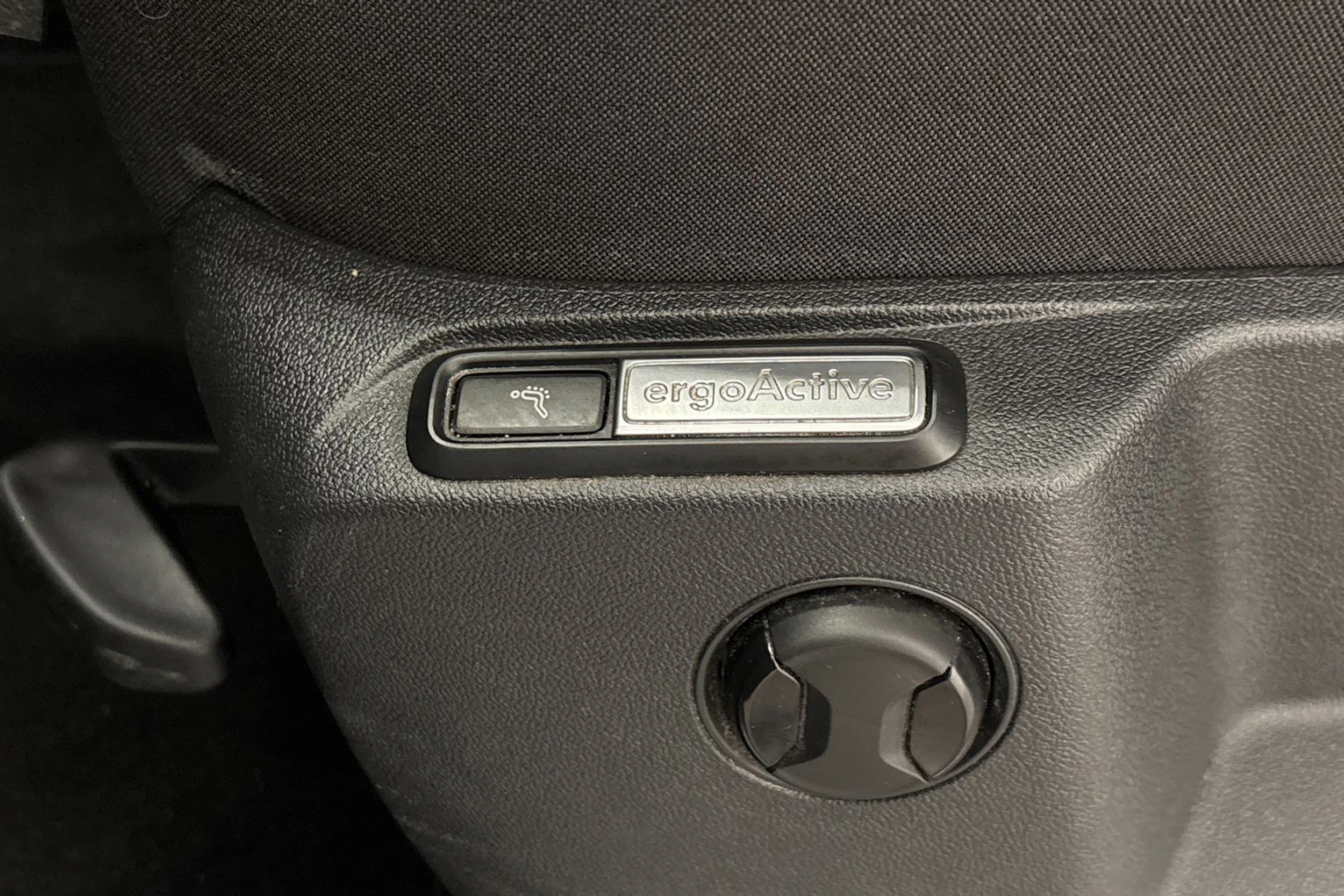 sininen Volkswagen Tiguan 2021 kuva 12.