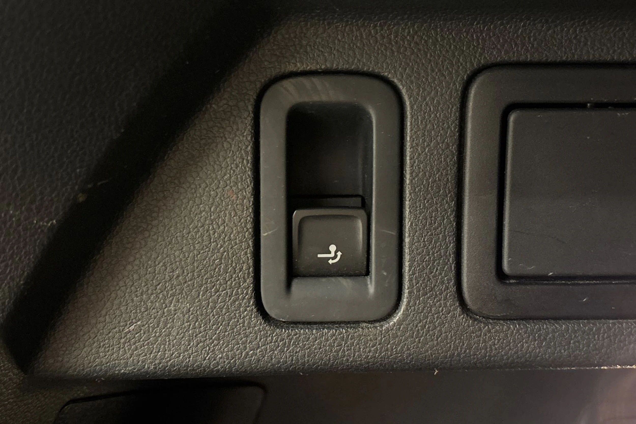 sininen Volkswagen Tiguan 2021 kuva 24.