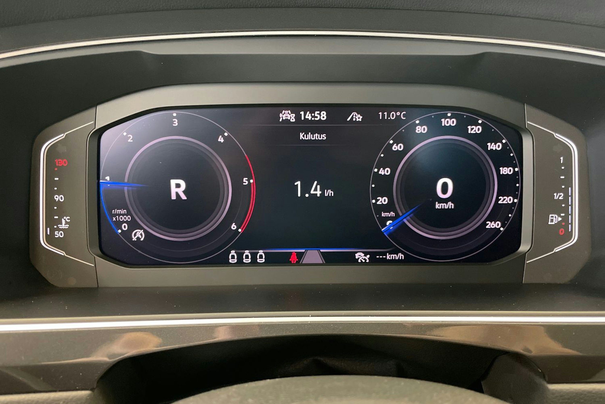 Harmaa Volkswagen Tiguan 2021 kuva 19.