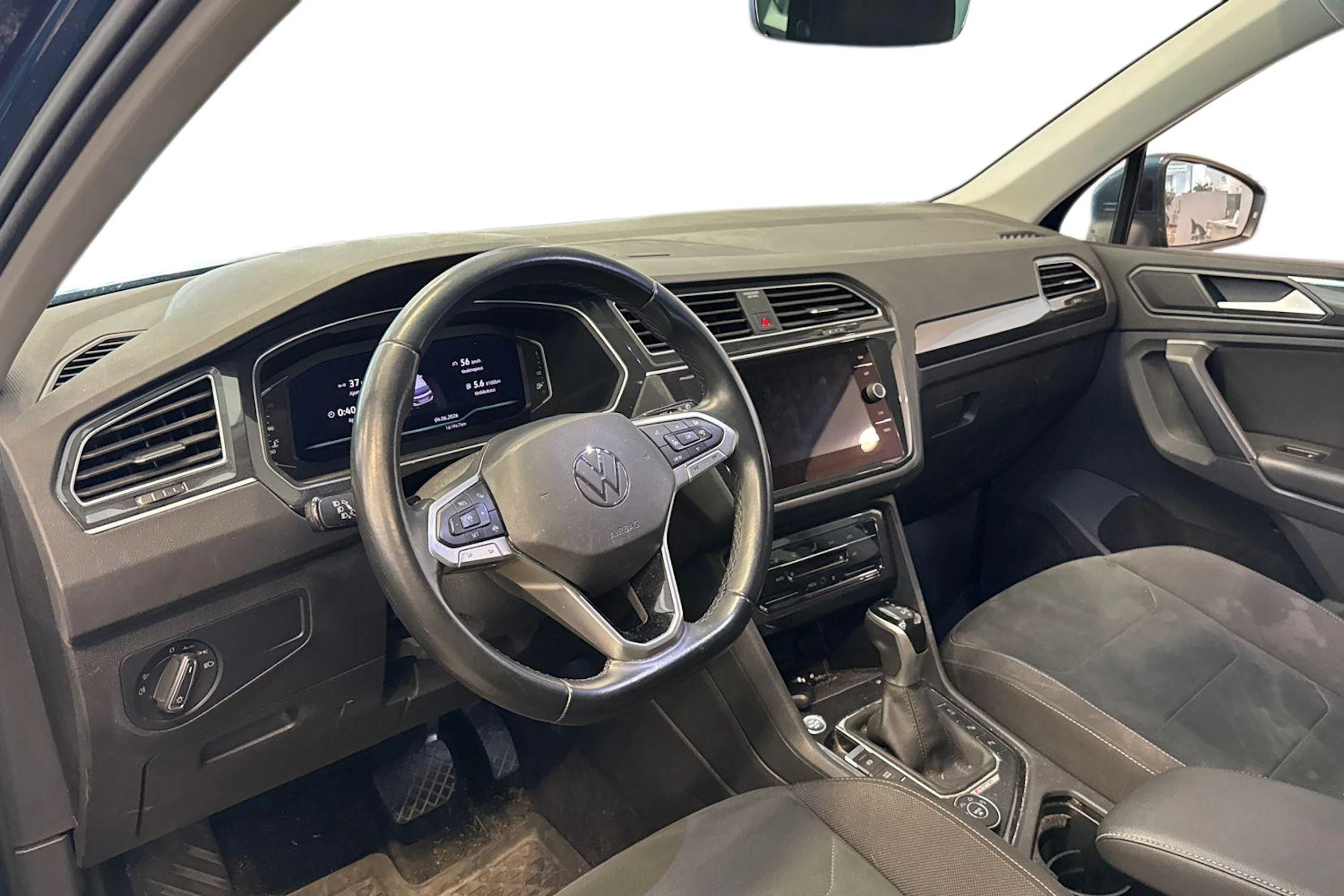 sininen Volkswagen Tiguan 2021 kuva 3.