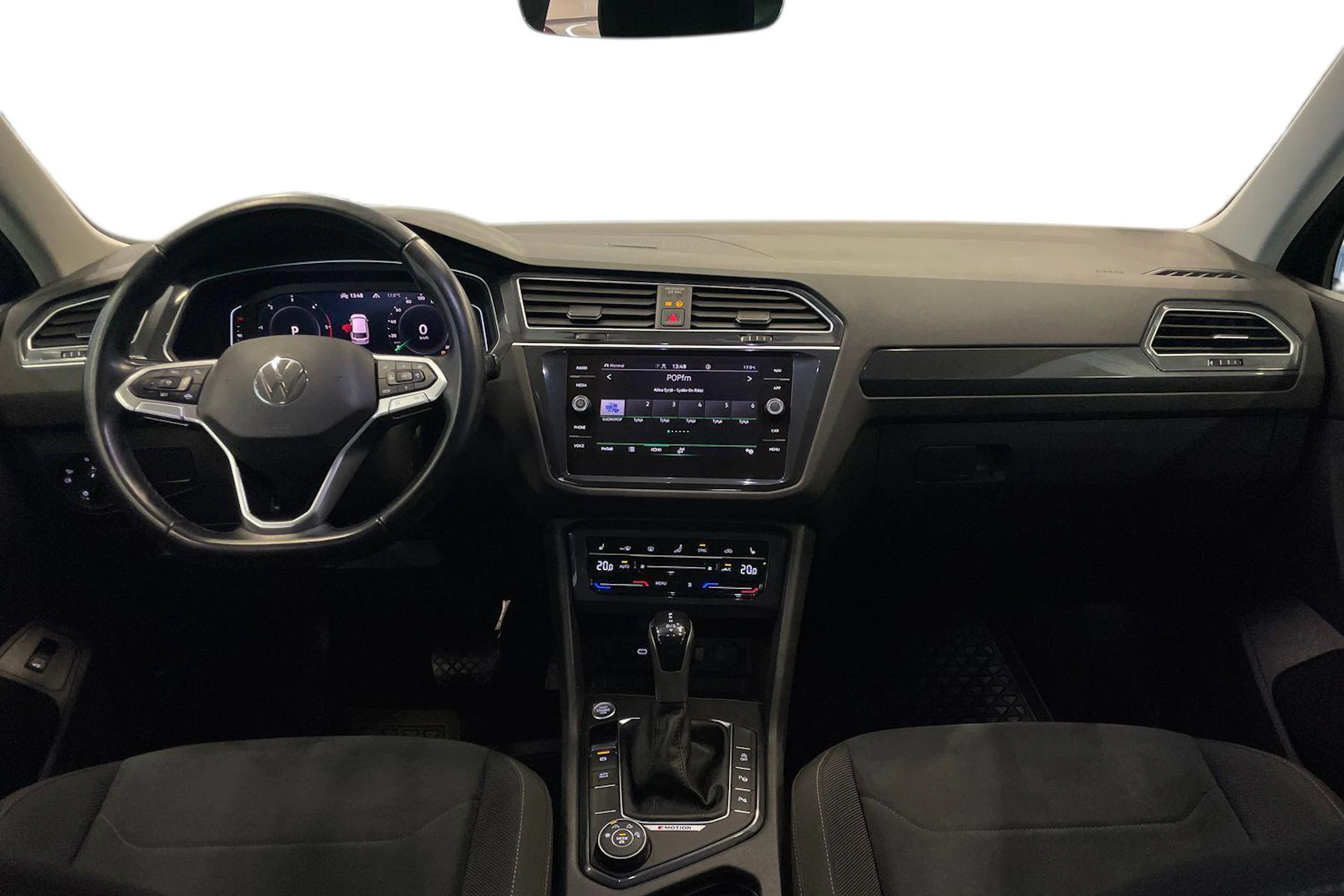 sininen Volkswagen Tiguan 2021 kuva 7.