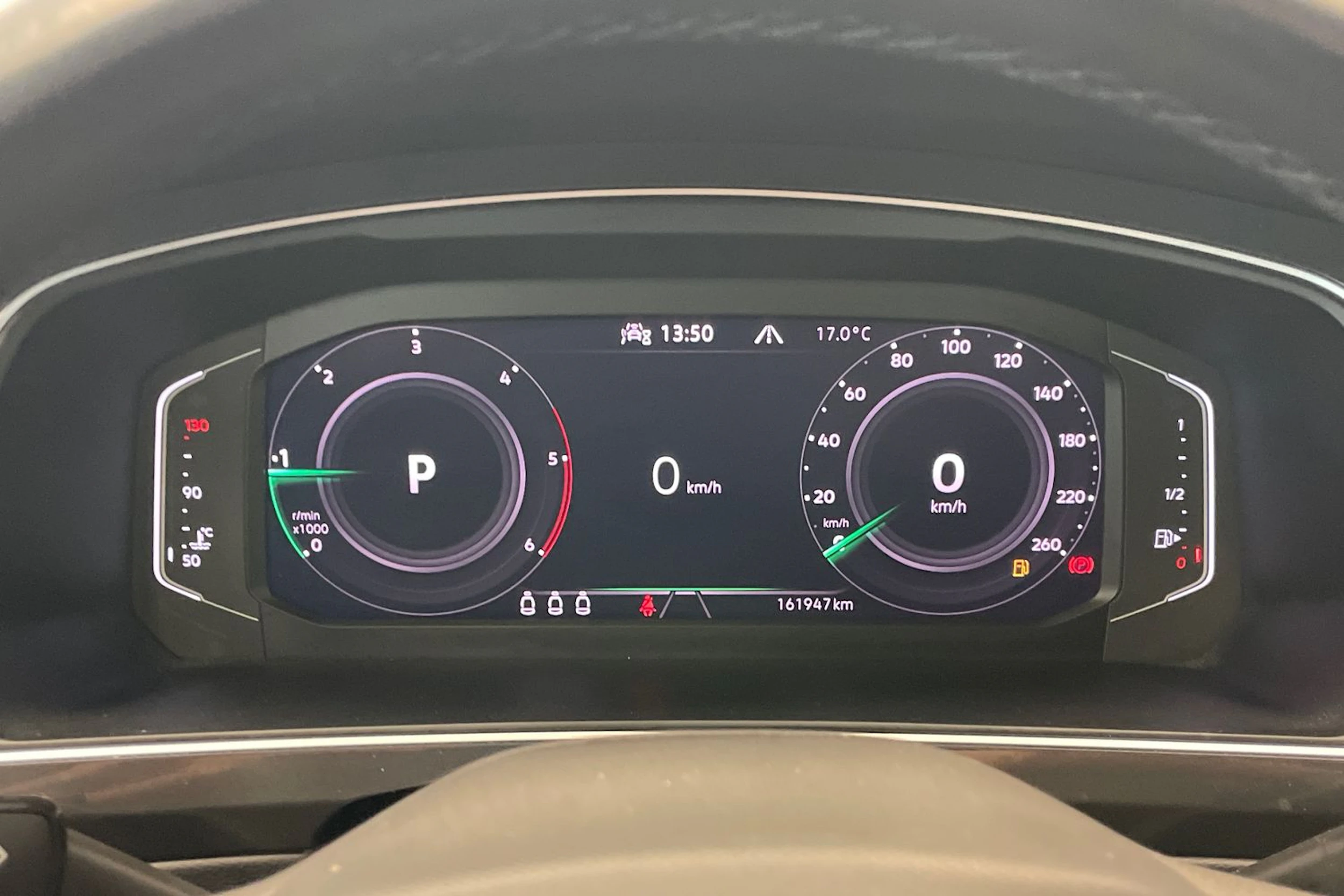 sininen Volkswagen Tiguan 2021 kuva 14.