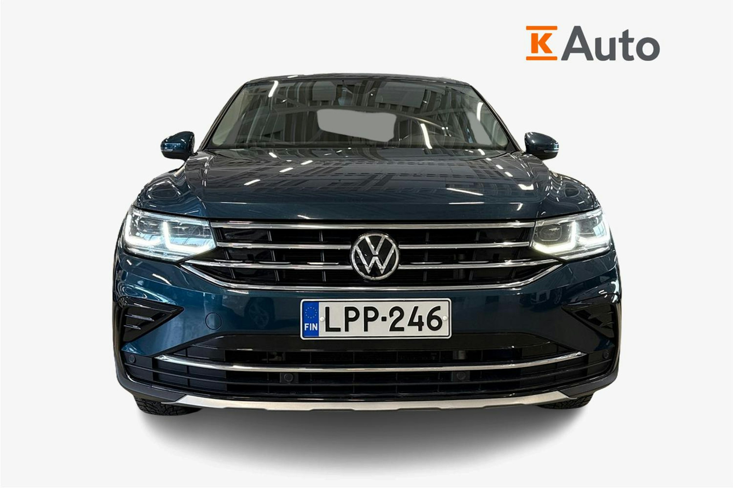 sininen Volkswagen Tiguan 2021 kuva 4.
