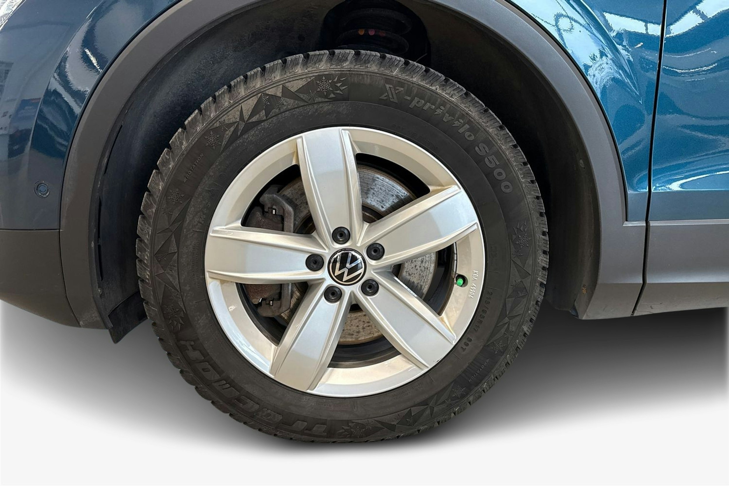 sininen Volkswagen Tiguan 2021 kuva 9.