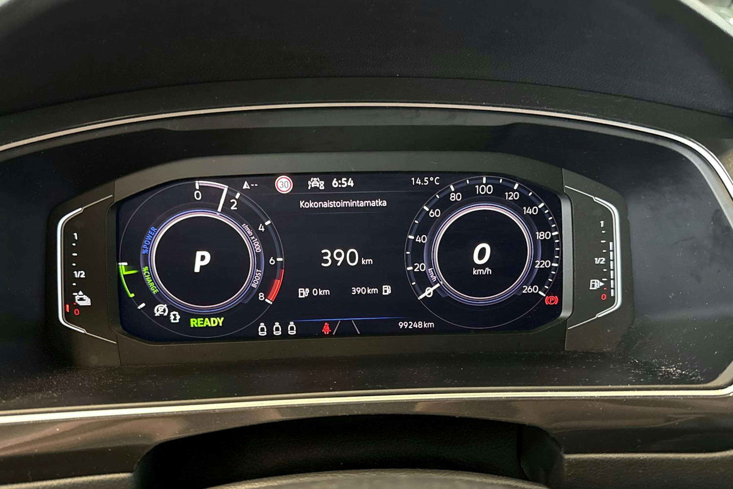 sininen Volkswagen Tiguan 2021 kuva 19.