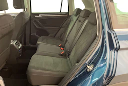 sininen Volkswagen Tiguan 2021 kuva 11.