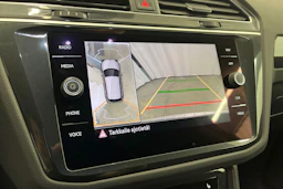 sininen Volkswagen Tiguan 2021 kuva 20.