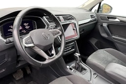met. hopea Volkswagen Tiguan 2021 kuva 3.