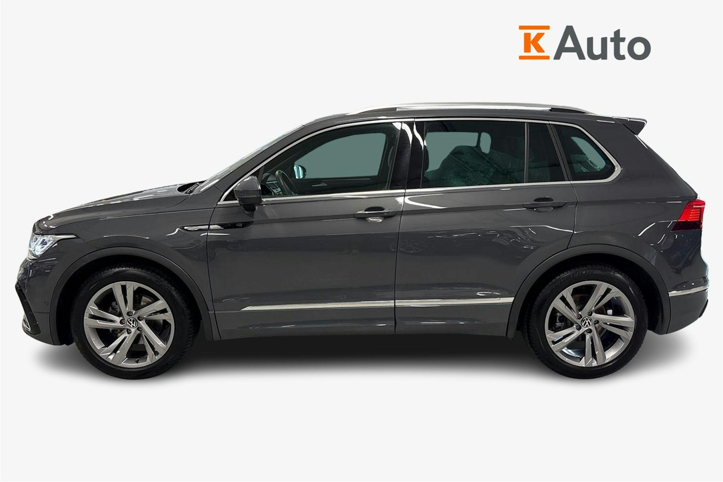 harmaa Volkswagen Tiguan 2021 kuva 6.