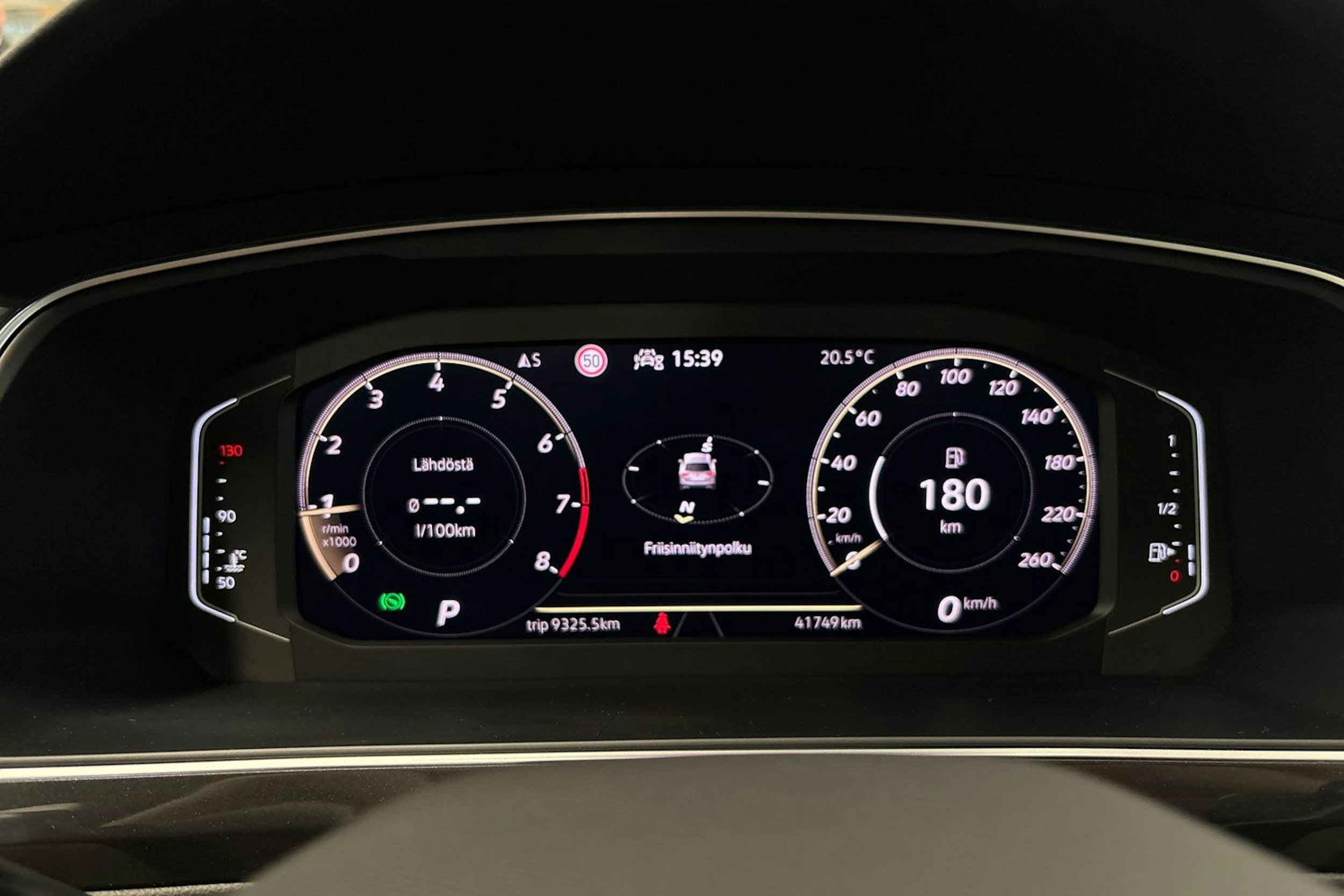 harmaa Volkswagen Tiguan 2021 kuva 21.