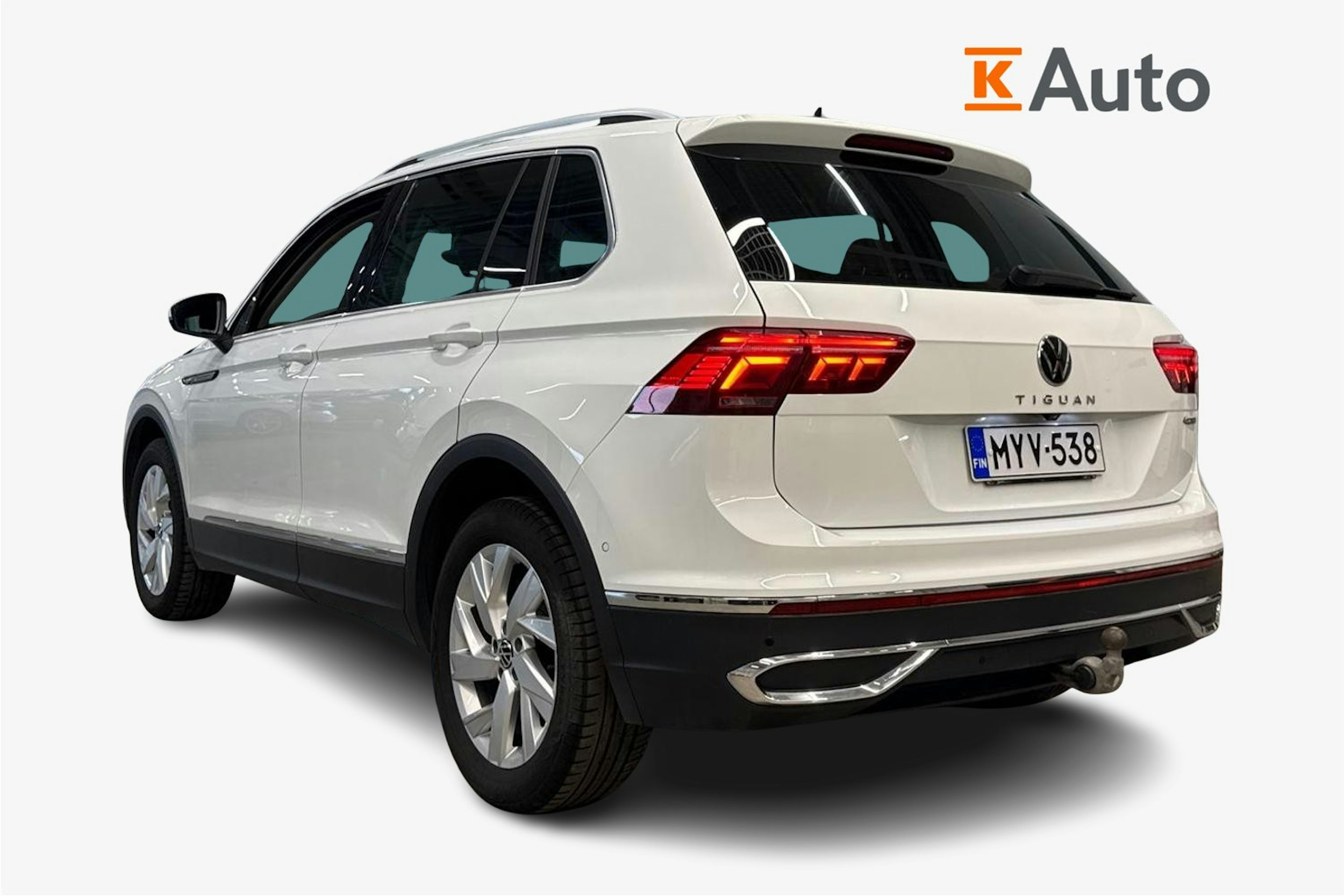 valkoinen Volkswagen Tiguan 2021 kuva 2.