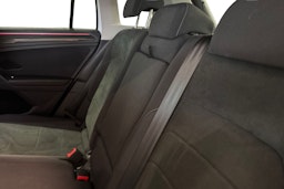 valkoinen Volkswagen Tiguan 2021 kuva 10.