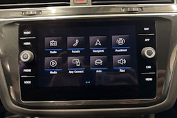 valkoinen Volkswagen Tiguan 2021 kuva 15.