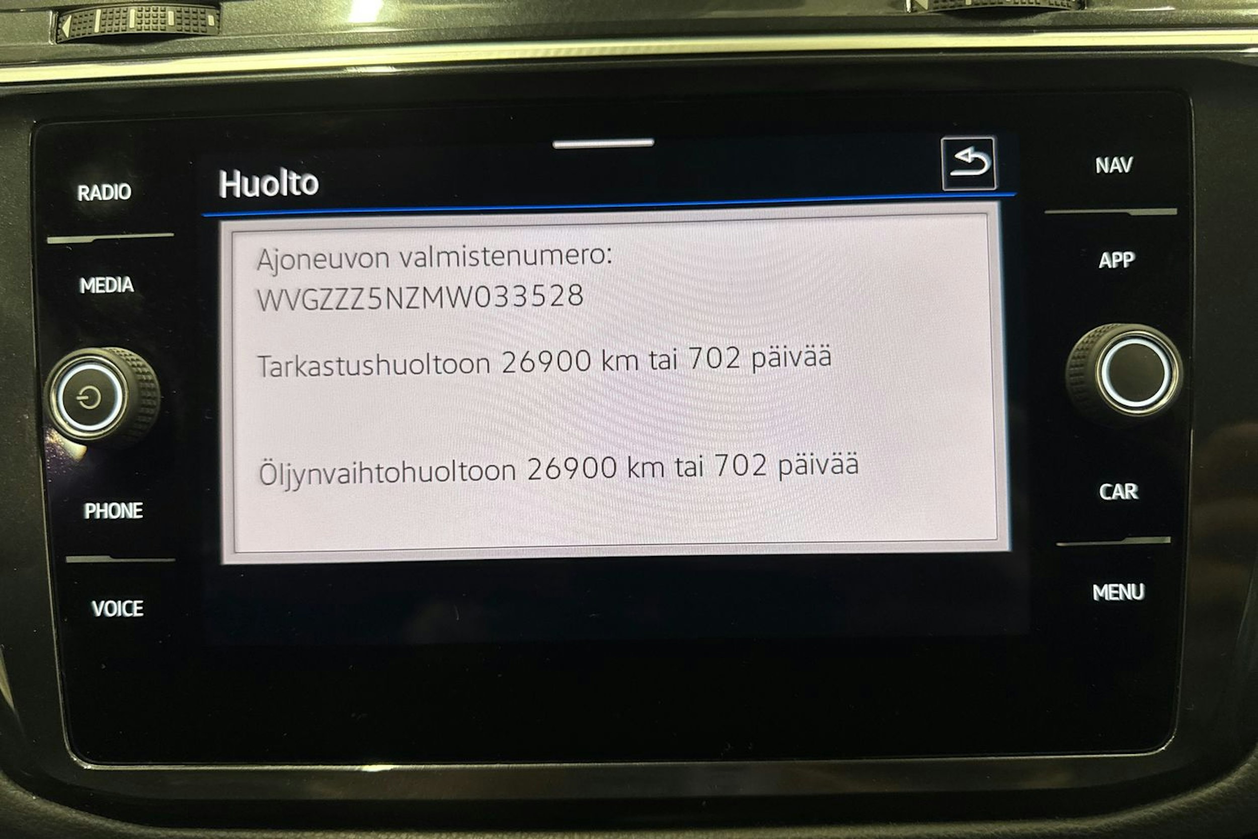 valkoinen Volkswagen Tiguan 2021 kuva 19.