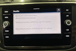valkoinen Volkswagen Tiguan 2021 kuva 19.