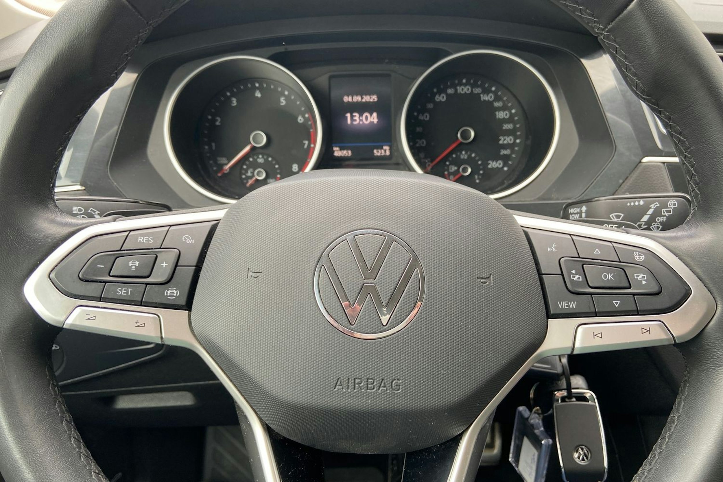 hopea Volkswagen Tiguan 2021 kuva 16.