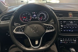 sininen Volkswagen Tiguan 2022 kuva 17.