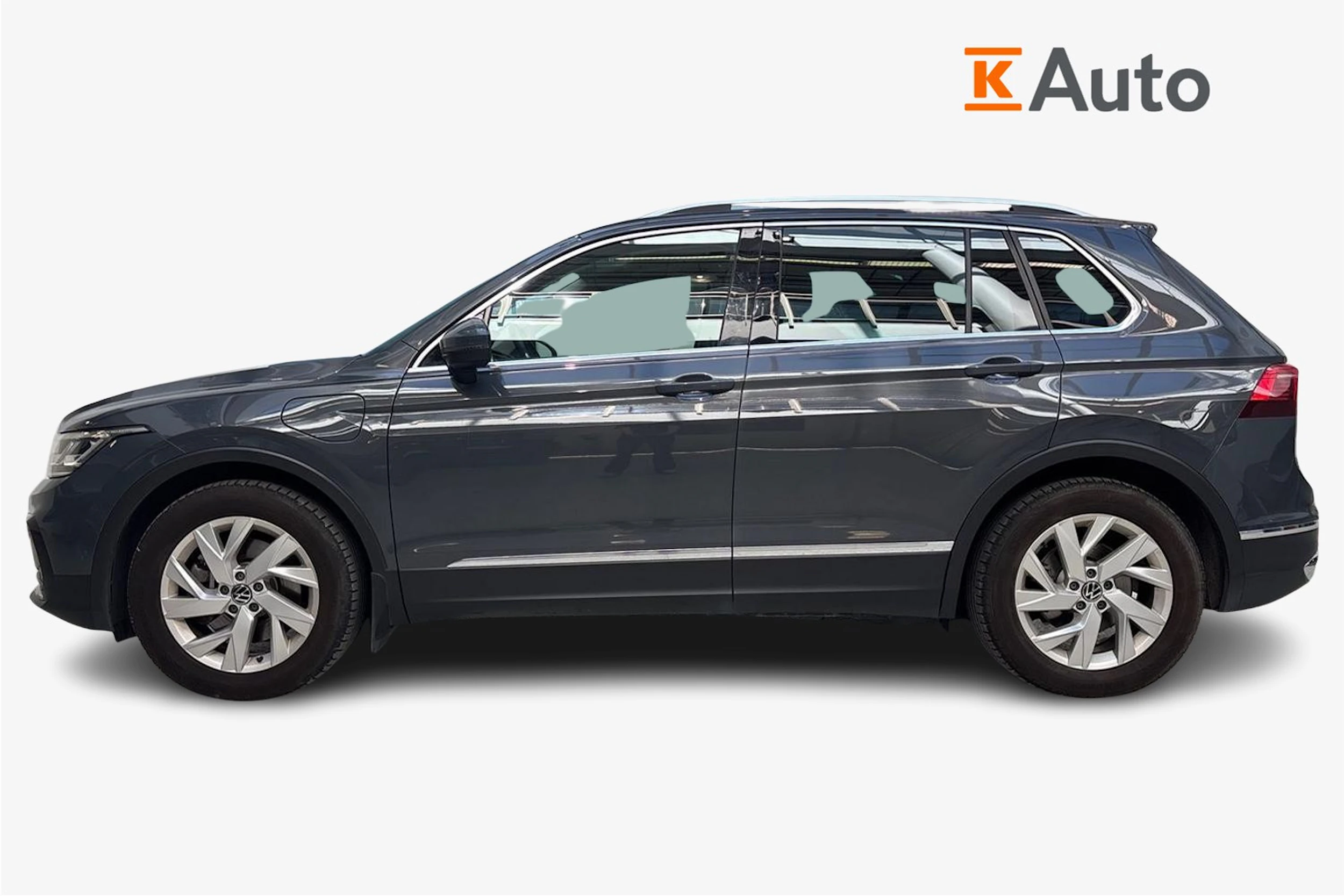 Harmaa Volkswagen Tiguan 2021 kuva 5.