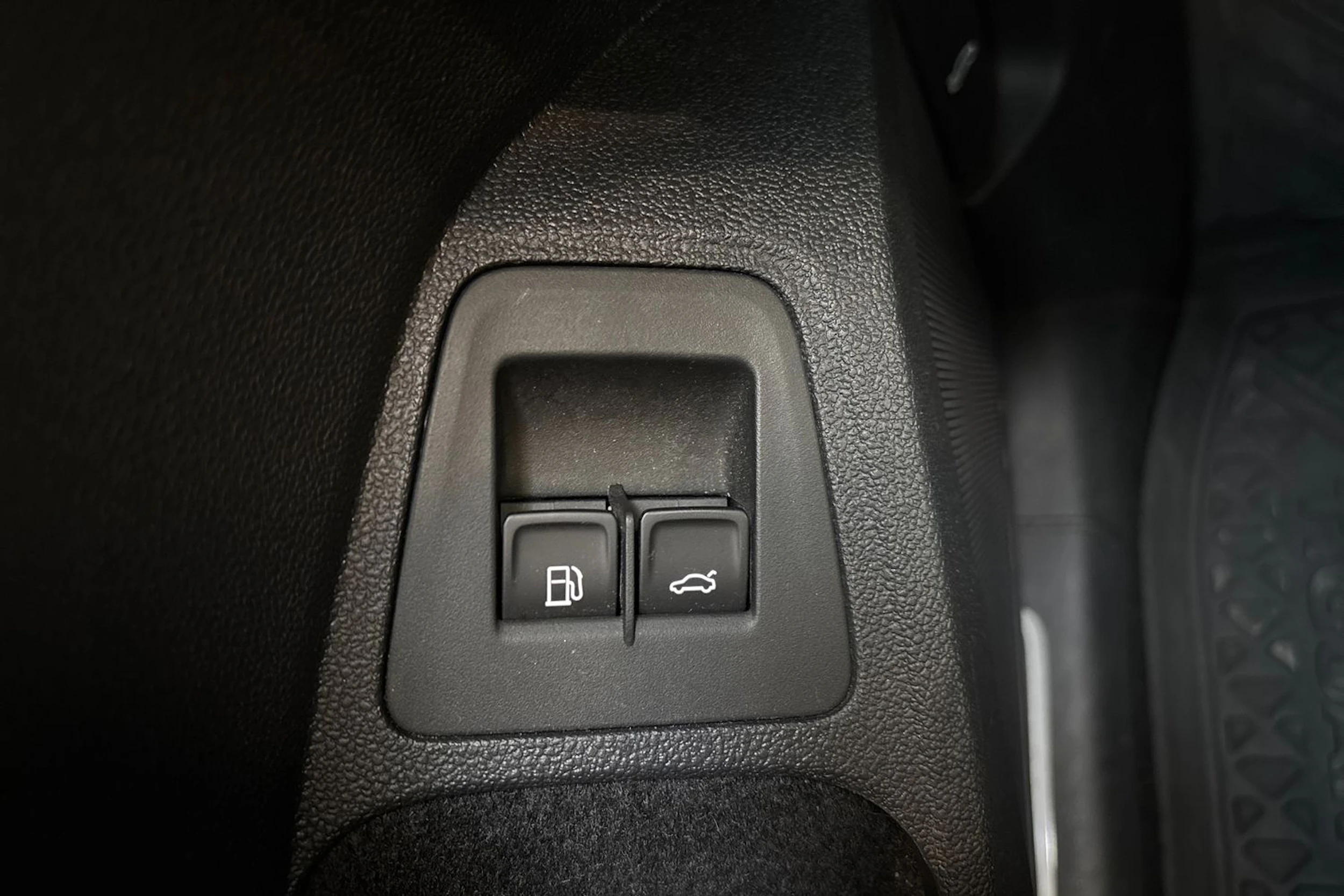 Harmaa Volkswagen Tiguan 2021 kuva 18.